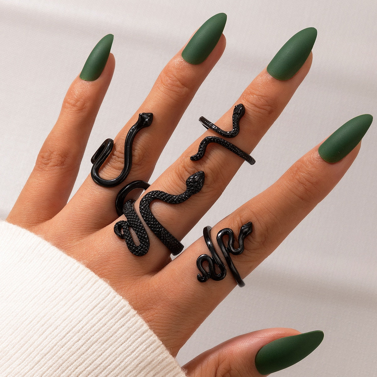 Gothic Snake Ring Set