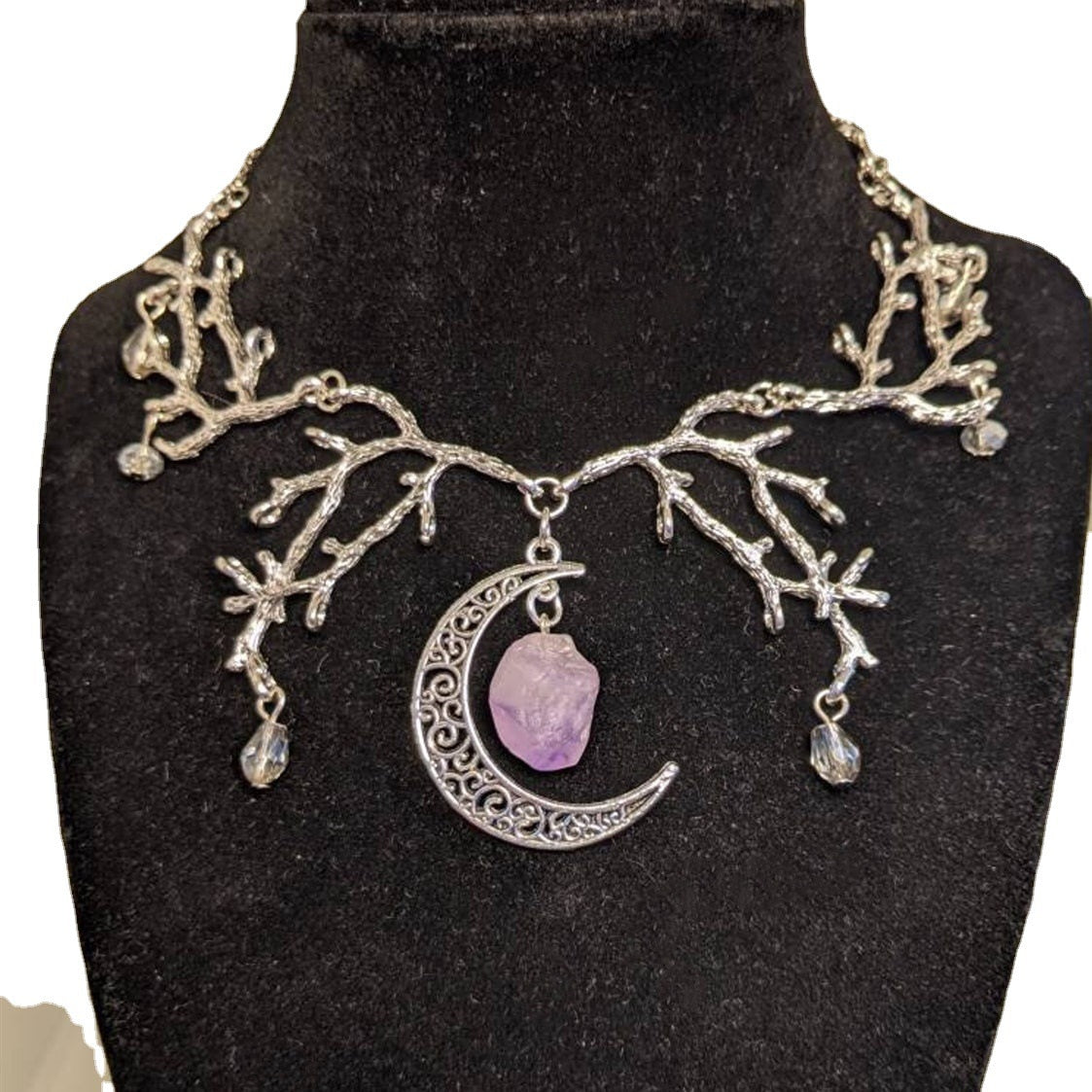 Moonshadow Enchantress Choker