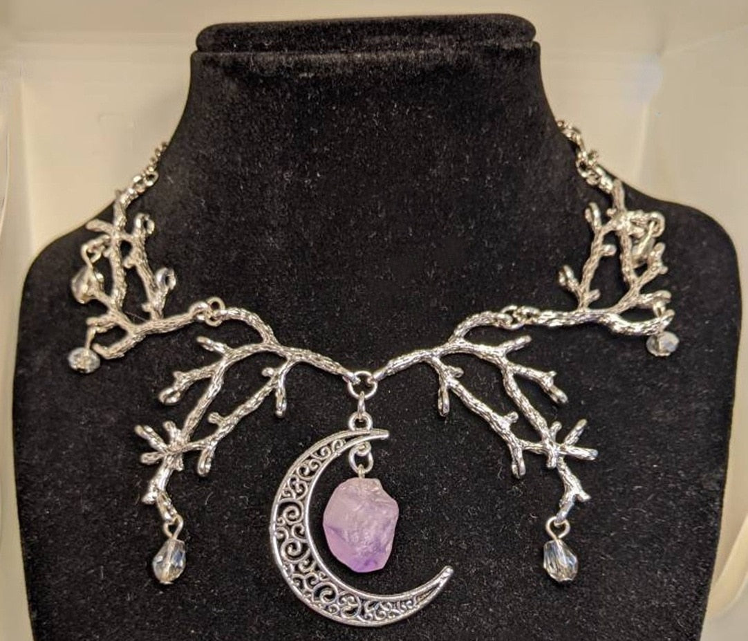 Moonshadow Enchantress Choker