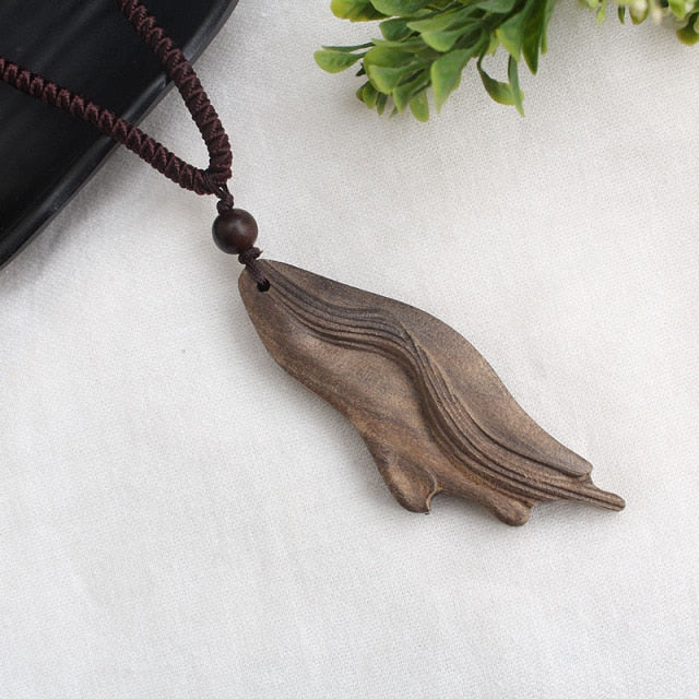 Sandalwood Pendant Necklace